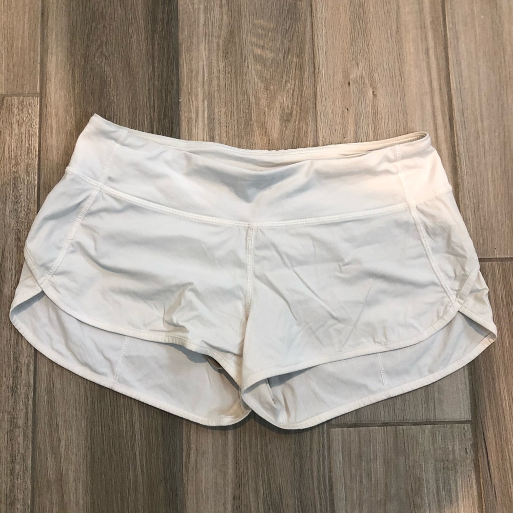 Lululemon Speed Up Shorts, White, Size 6
